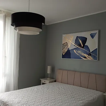 Flat 14 Lecco 아파트 *